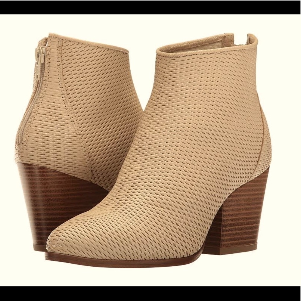 Summit White Mountain Brickley Tan Bootie Size 7